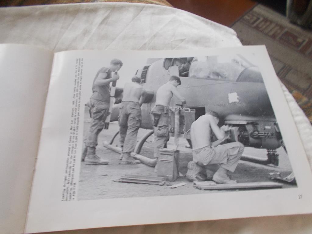 Lou Drendel - Gunslingers in Action Американские вертолёты в войне во Вьетнаме 3