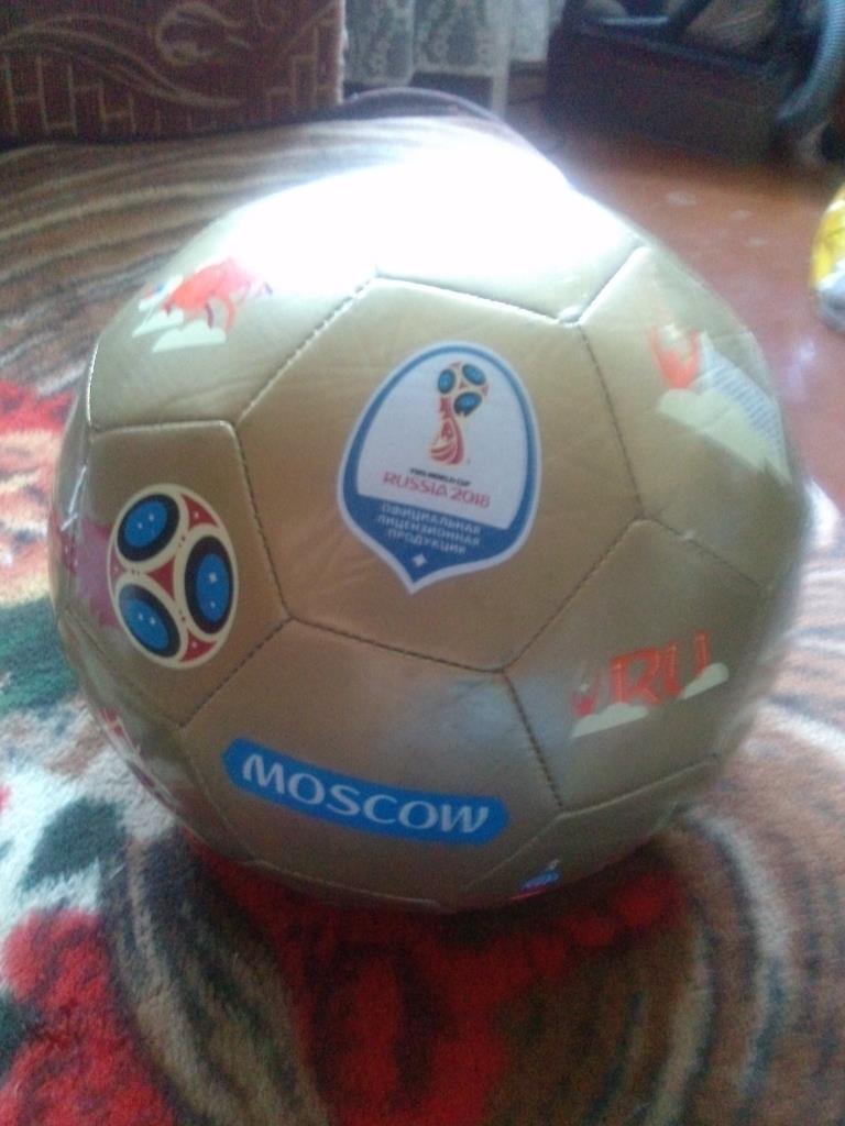 Сувенирный мяч Чемпионата Мира 2018 г. в России (Продукт ФИФА) FIFA TM Футбол