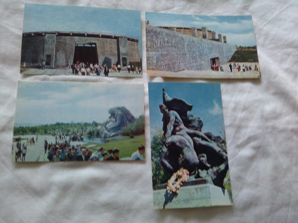 Города СССР : Волгоград - Мамаев Курган 1968 г. полный набор - 15 открыток 4