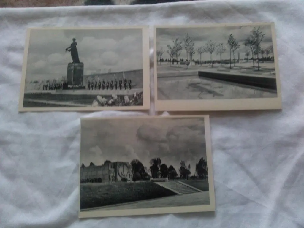 Пискаревское мемориальное кладбище 1963 г. полный набор - 15 открыток (чистые) 4