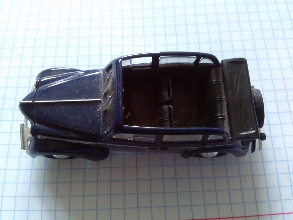 Автомобиль Москвич 400 - 420 А (модель) металл + пластмасса ( 1 : 43 ) новая 1