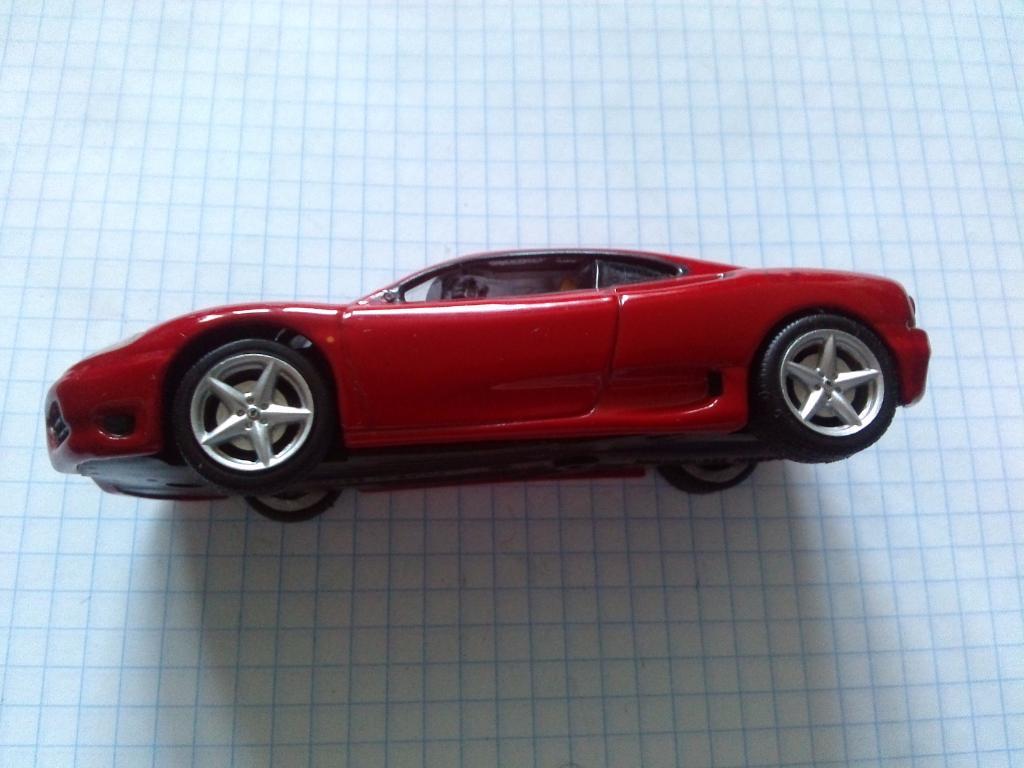 Автомобиль Ferrari 360 Modena (модель) 1 : 43 (металл + пластмасса) 3