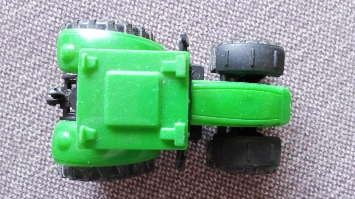 Трактор ( модель ) Пластмасса ( Спецтехника ) Техника Транспорт 2