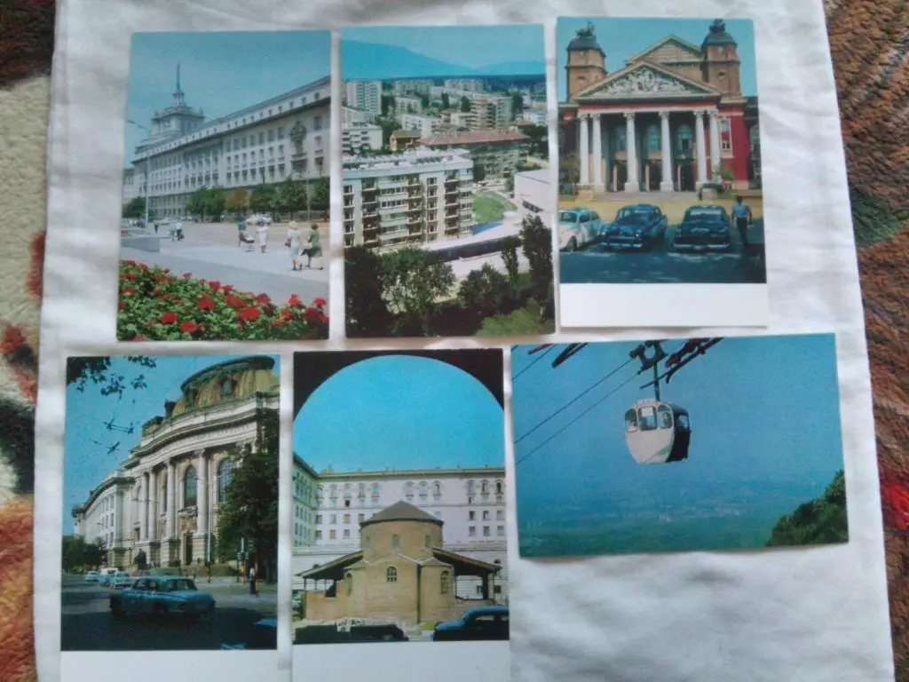 Города Европы : София (Болгария) 1973 г. полный набор - 18 открыток (чистые) 4
