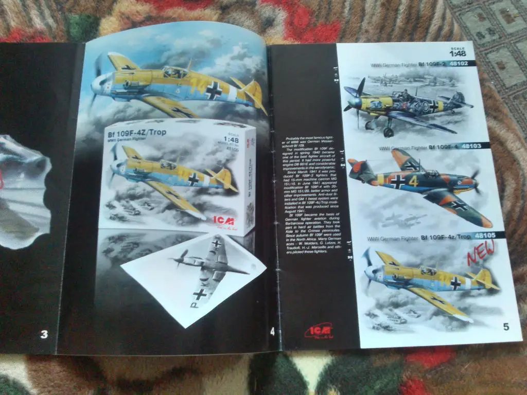 Иллюстрированный каталог моделей из пластика фирмыICM1