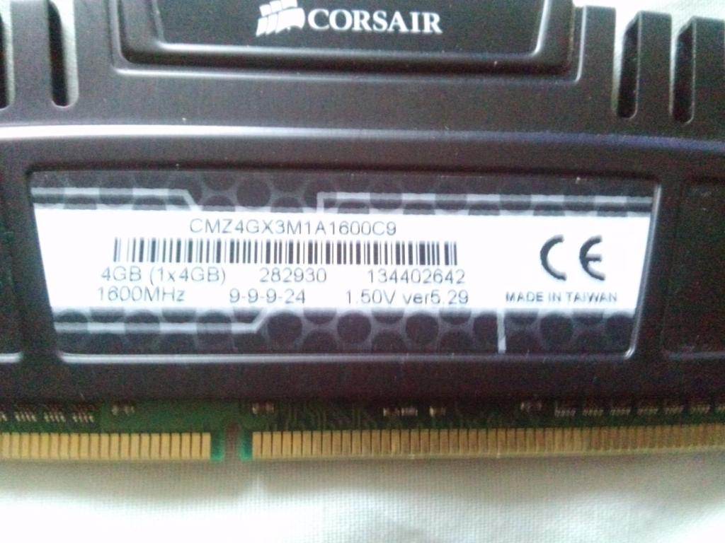 Модуль памяти : Corsair - Vengeance 4 Гб ( новый ) оперативная память 2