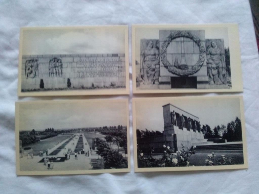 Пискаревское и Серафимовское мемориальные кладбища 1970 г. набор - 15 открыток 4