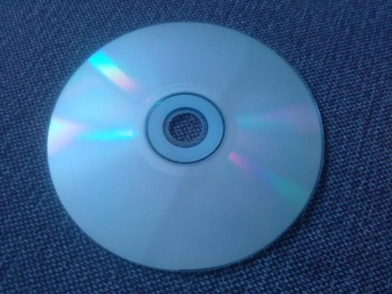 CD диск : группа Мультфильмы - Суперприз 2002 г. ( Русская поп - музыка ) 3