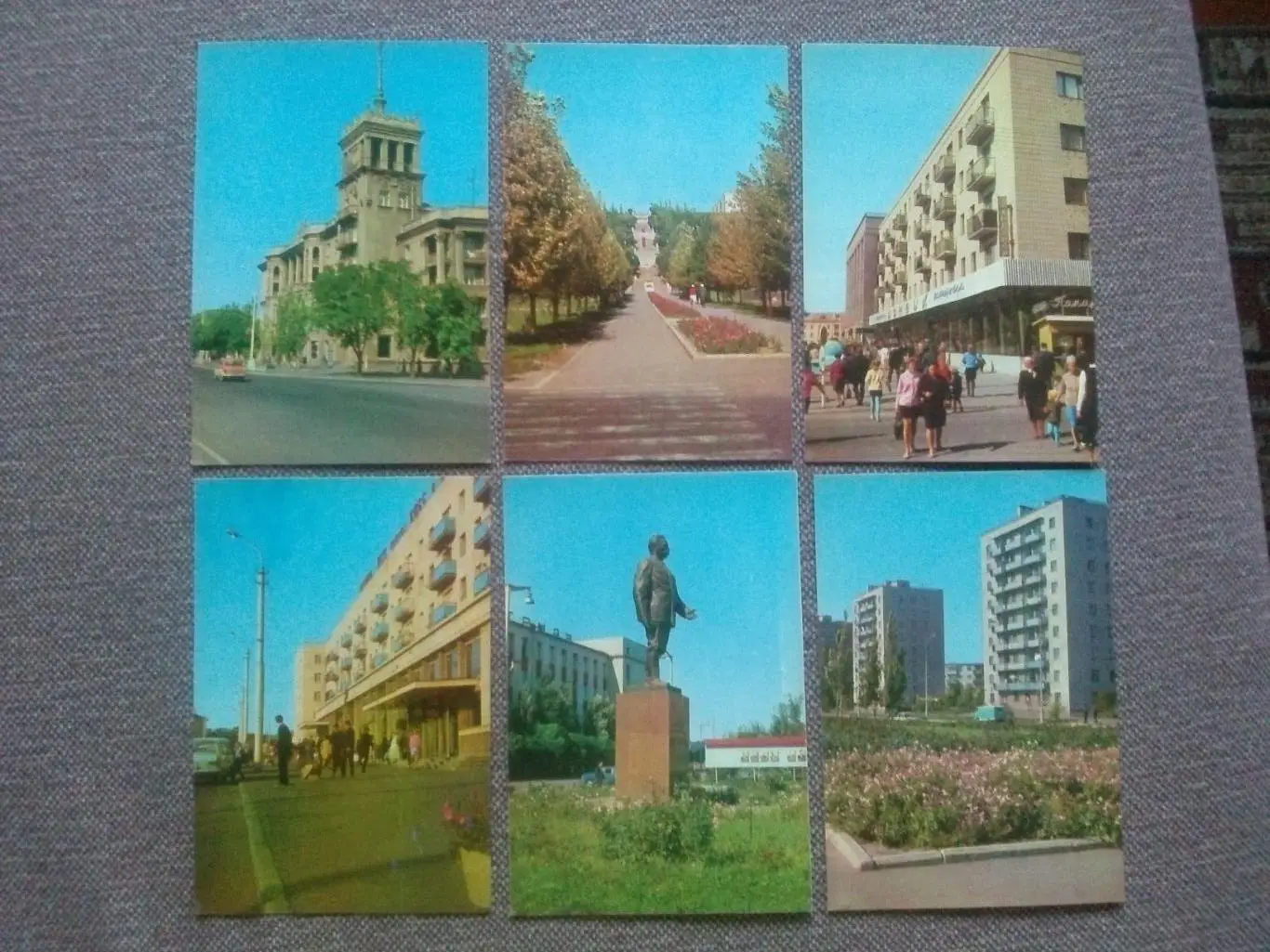 Города СССР : Жданов (Мариуполь) 1974 г. полный набор - 18 открыток (чистые) 4