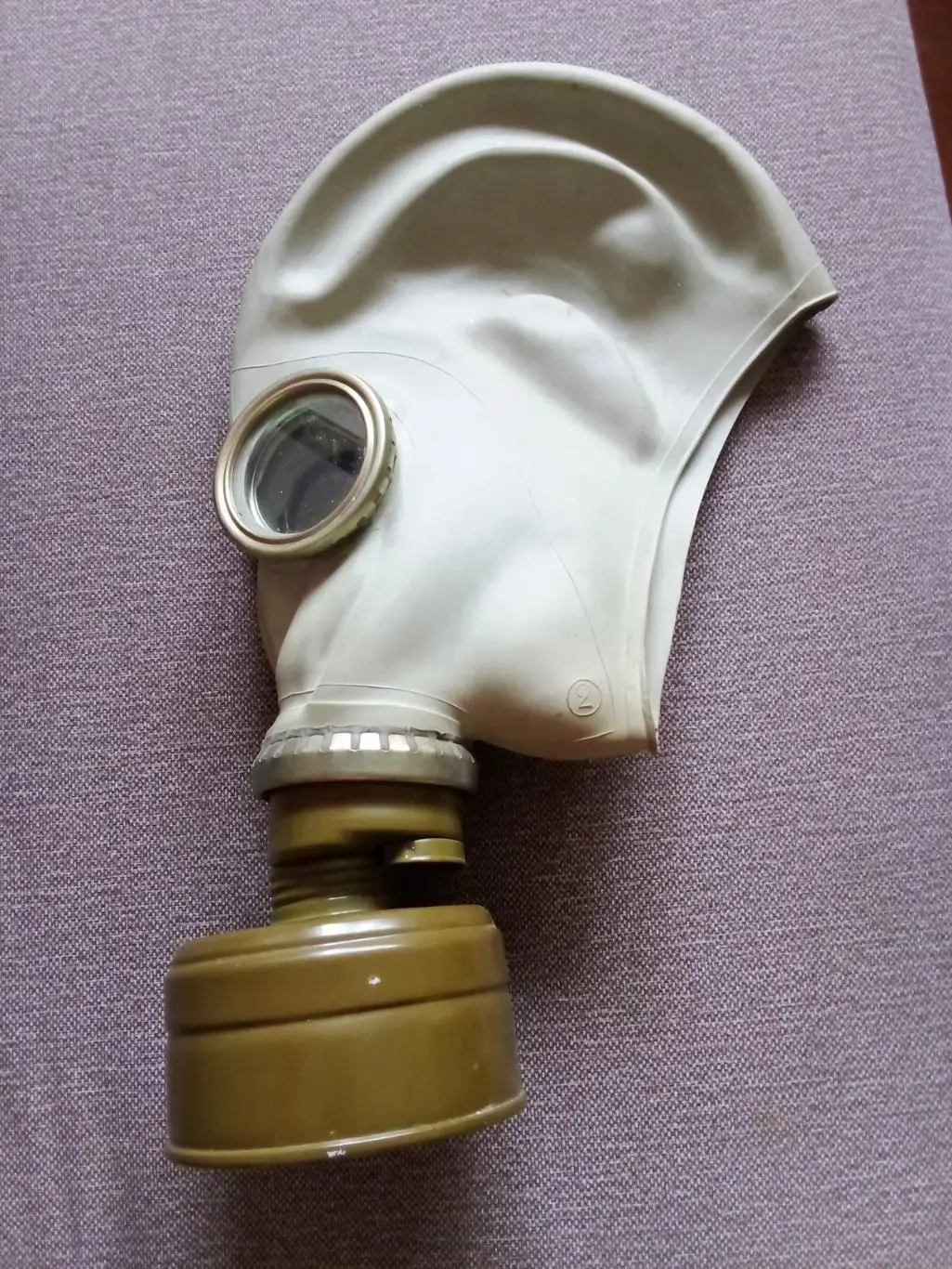 Противогаз армейский ЕО - 62 - К - 33 (с подсумком) новый (Армия СССР , война) 3