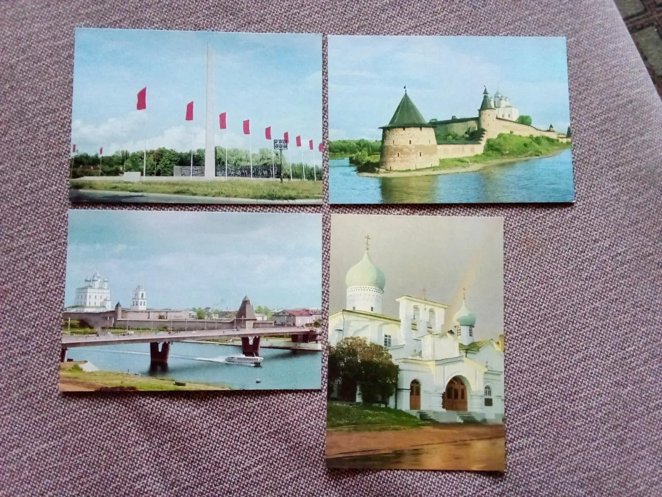 Города СССР : Псков 1976 г. полный набор - 10 почтовых открыток с марками 4