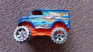 Автомобиль Monster Dairy Delivery (Hot Wheels серия) модель Игрушка