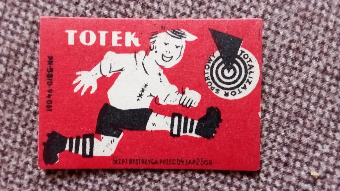 Спичечные этикетки (Спички) : Польша (60 - е годы) Футбол Спорт Футболист
