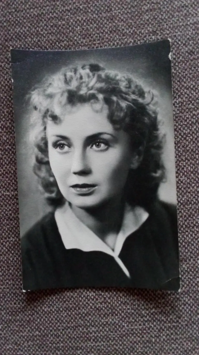 Актеры и актрисы кино и театра СССР : Елена Добронравова 1956 г. ИЗОГИЗ Артисты