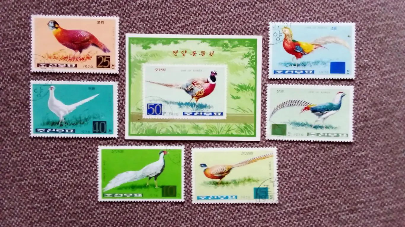 КНДР (Северная Корея) 1976 г. Блок + 6 марок Птицы (птица , фауна , животные)