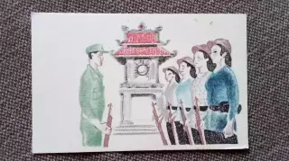 Вьетнамские девушки . Война во Вьетнаме 1969 г.На ученье Девушка Милитария