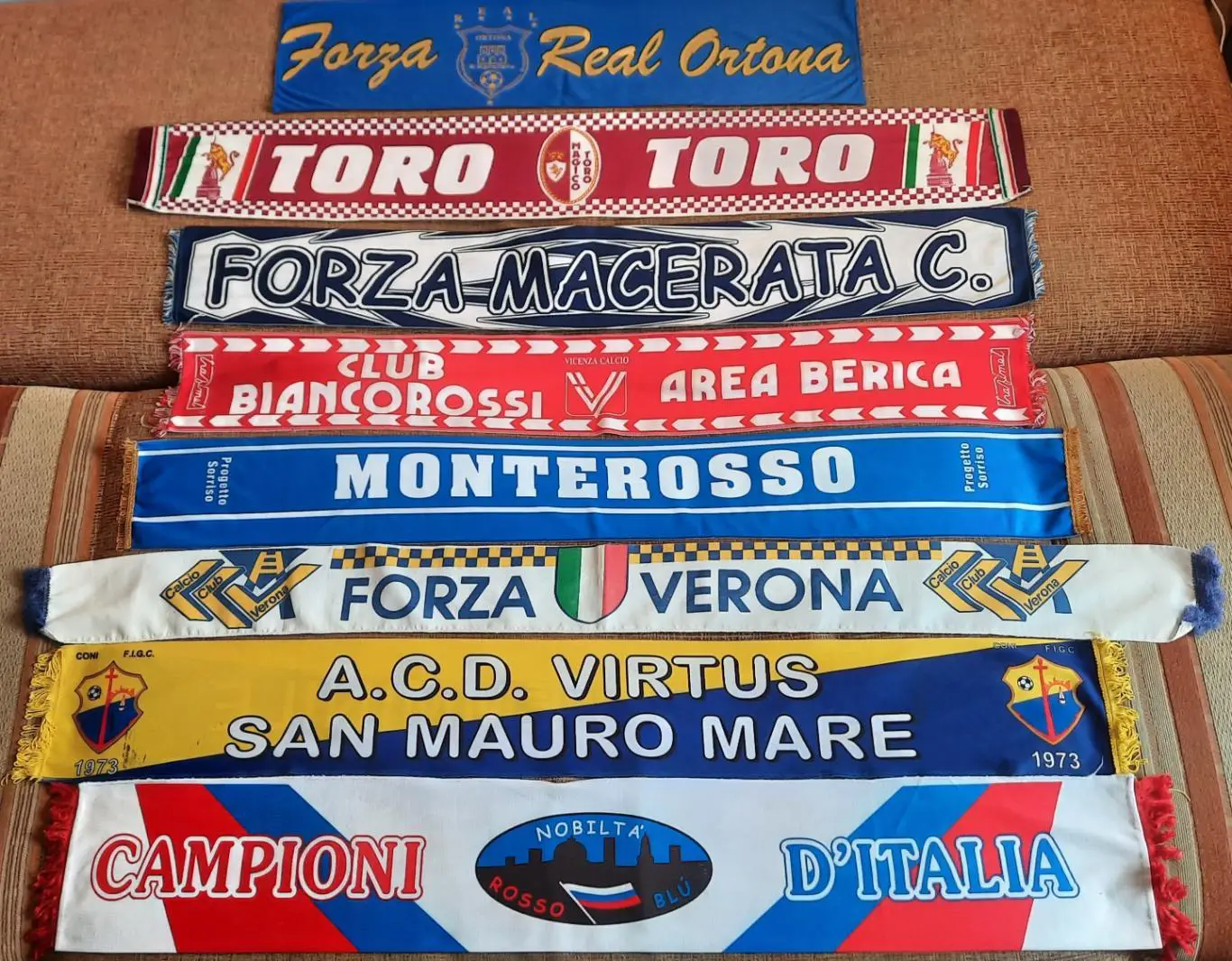 футбольный шарф клубы италия
