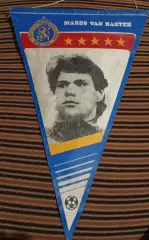 вымпел Марко Ван Бастен (Голландия.)