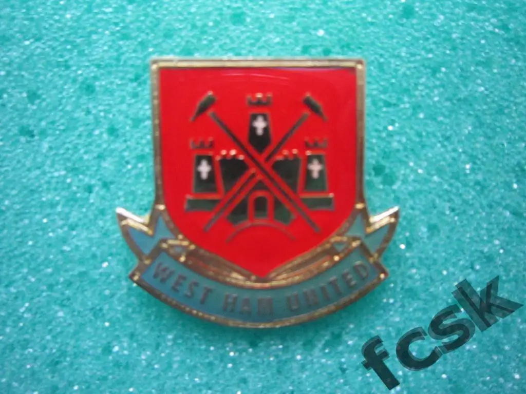 + Знак ФК Вест Хэм Юнайтед Англия