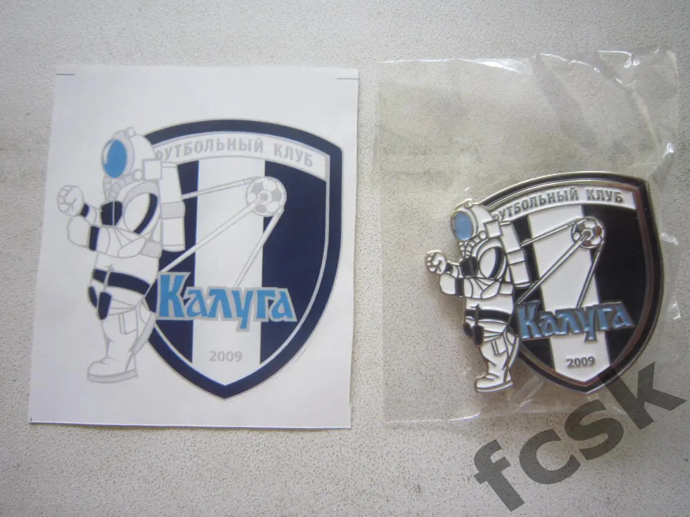 ФК Калуга + наклейка (фанатский)