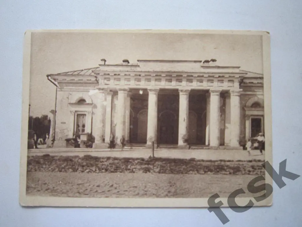 Кострома. Государственный областной музей. Оружейный и графический отдел.