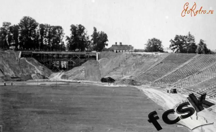 Карпаты Львов - Судостроитель Николаев 07.05.1966. Сканы 3 фотографий