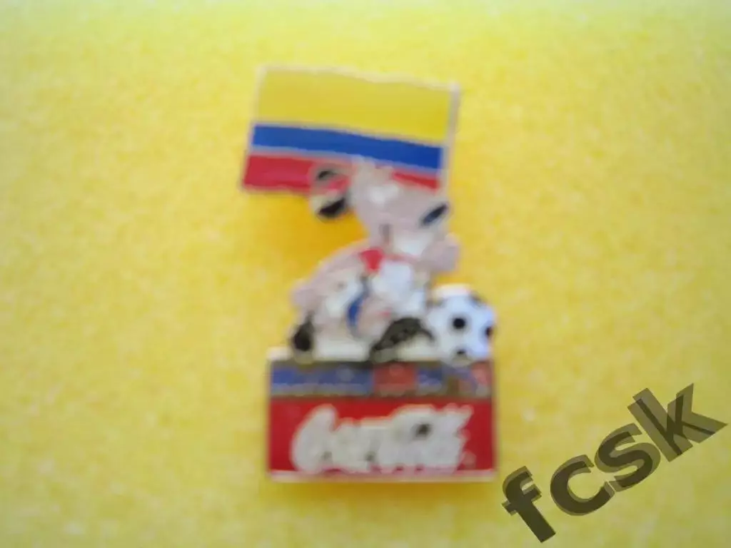 Знак Чемпионат Мира ЧМ США 1994 Сборная Колумбия официальная продукция