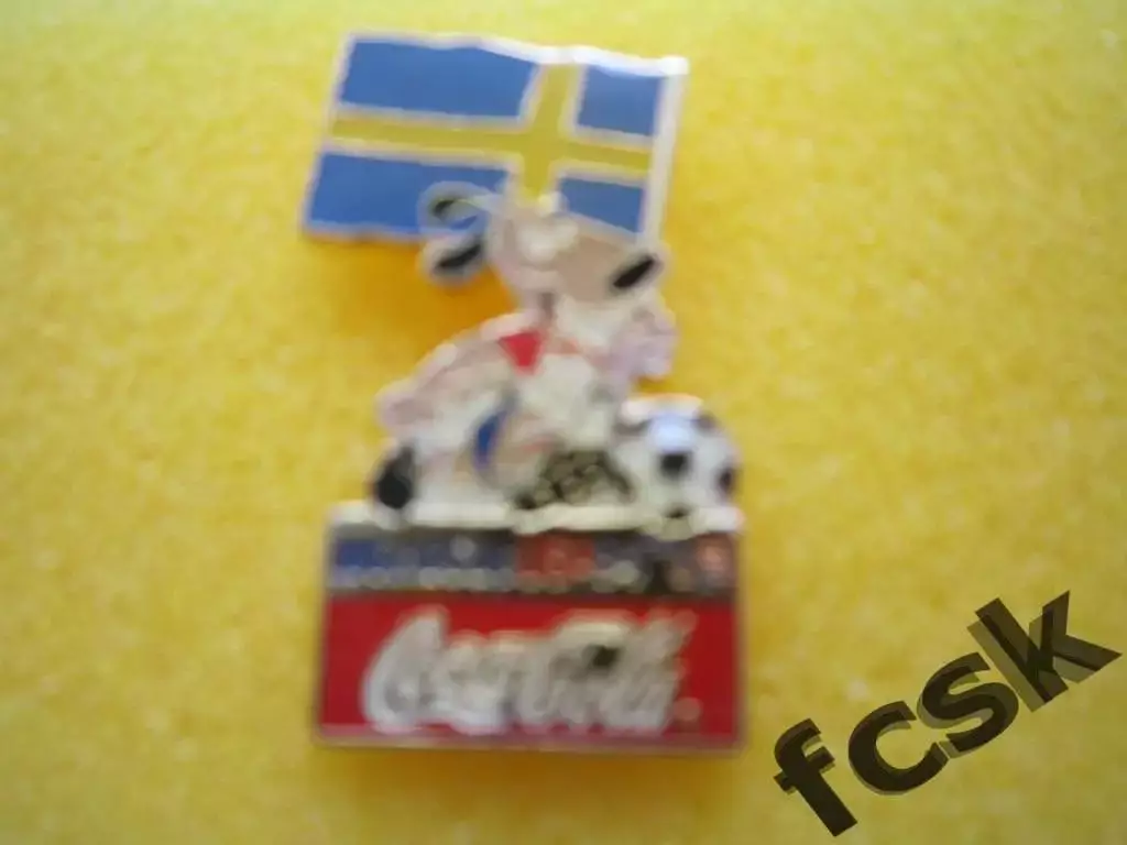 Знак Чемпионат Мира ЧМ США 1994 Сборная Швеция официальная продукция