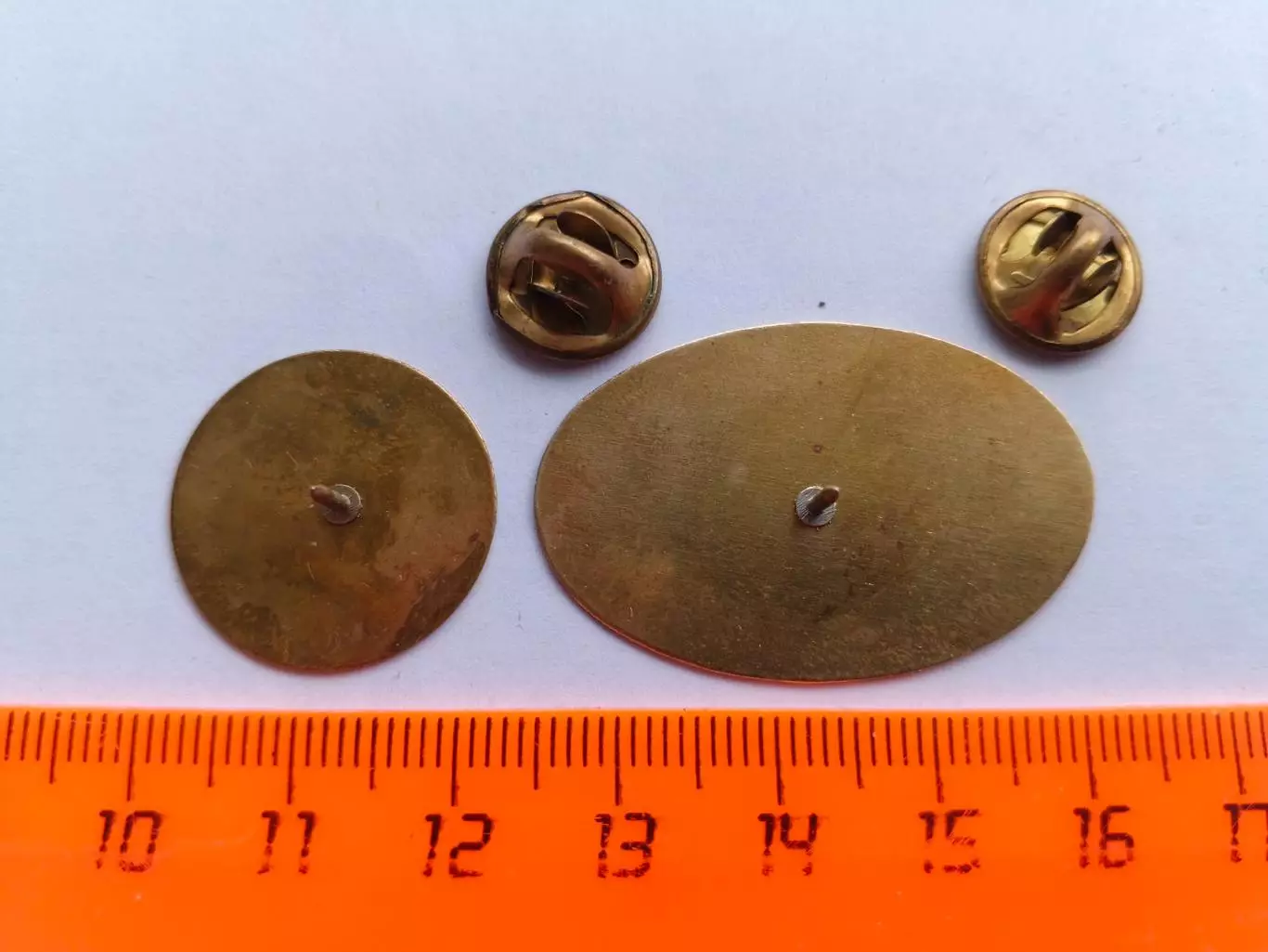 Лот 2 значка 30 лет Олимпиада 80, Олимпийские мишки 4