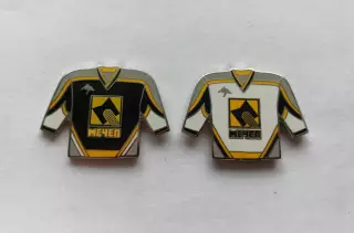 Лот 2 значка форма ХК Мечел (г. Челябинск)