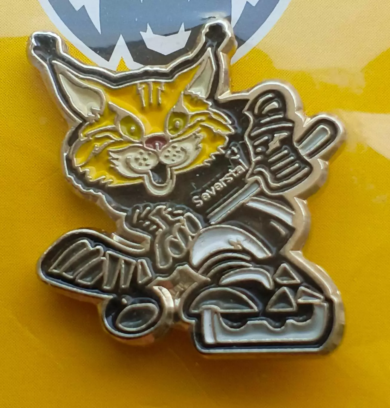 Значок талисман ХК Северсталь (г. Череповец) 1