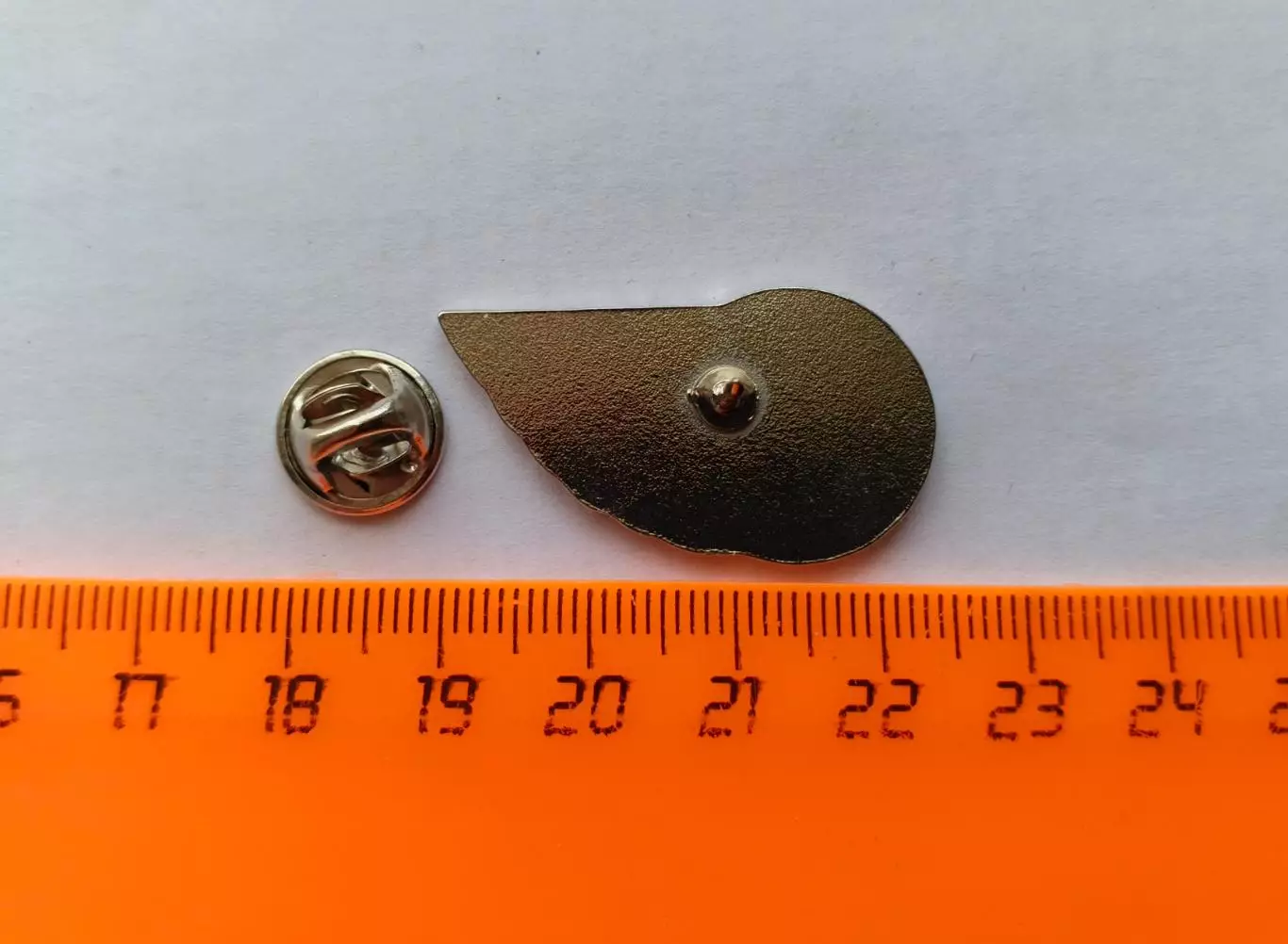 Значок Хоккейная Школа ХК Авангард 4