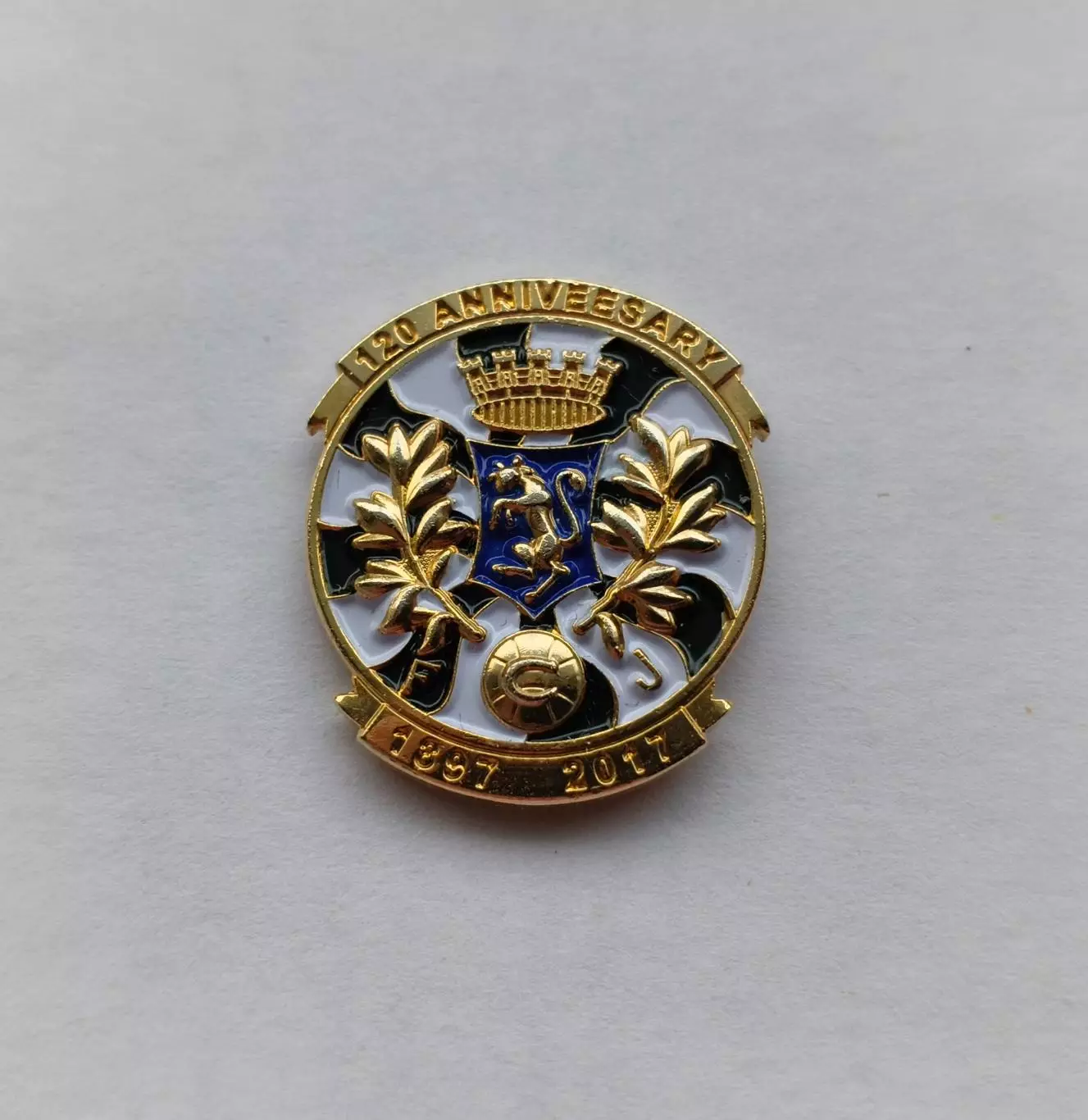 Значок юбилейный ФК Ювентус