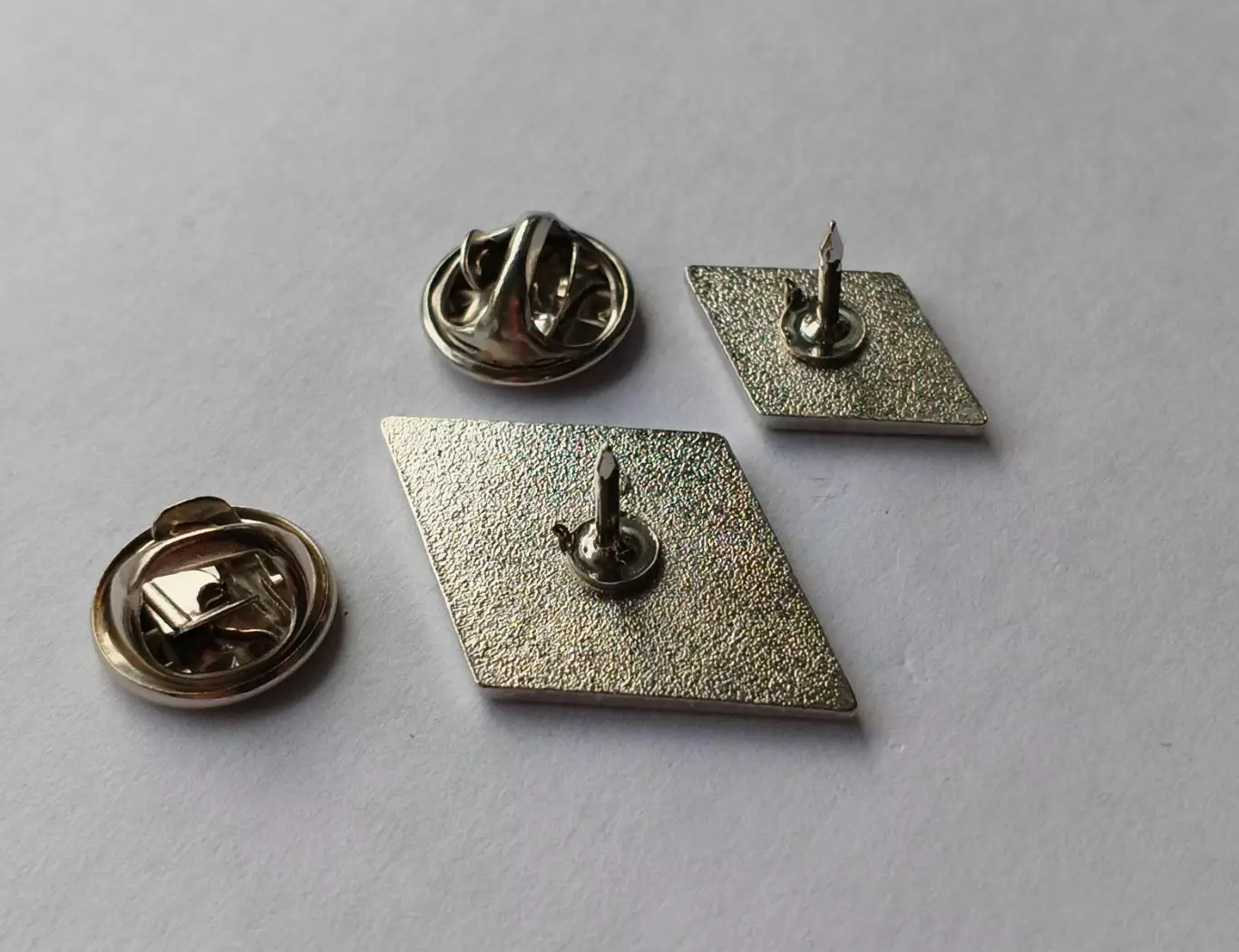 Лот 2 значка футбольный клуб ФК Крылья Советов 1