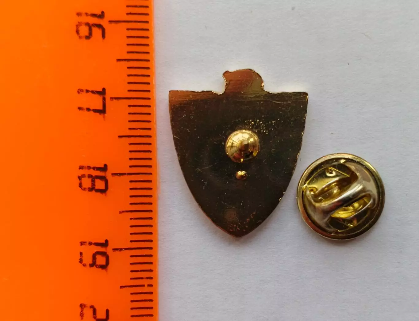 Значок футбольный клуб ФК Анжи 2