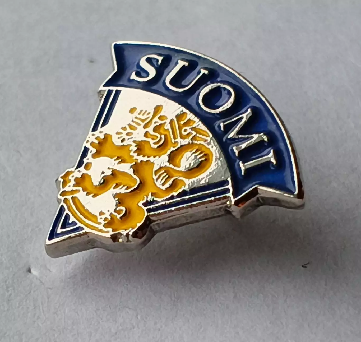 Лот 2 значка Финский Хоккейный Союз 4