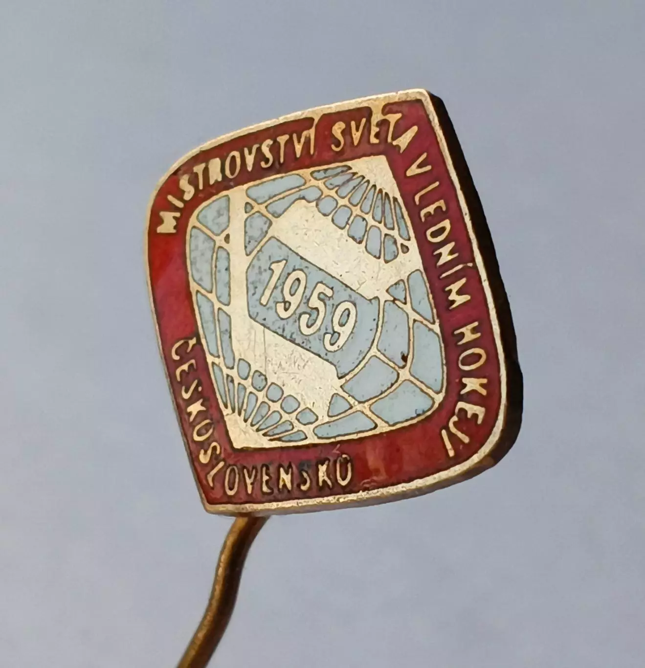Значок Чемпионат Мира по Хоккею - Чехословакия 1959 г. 3