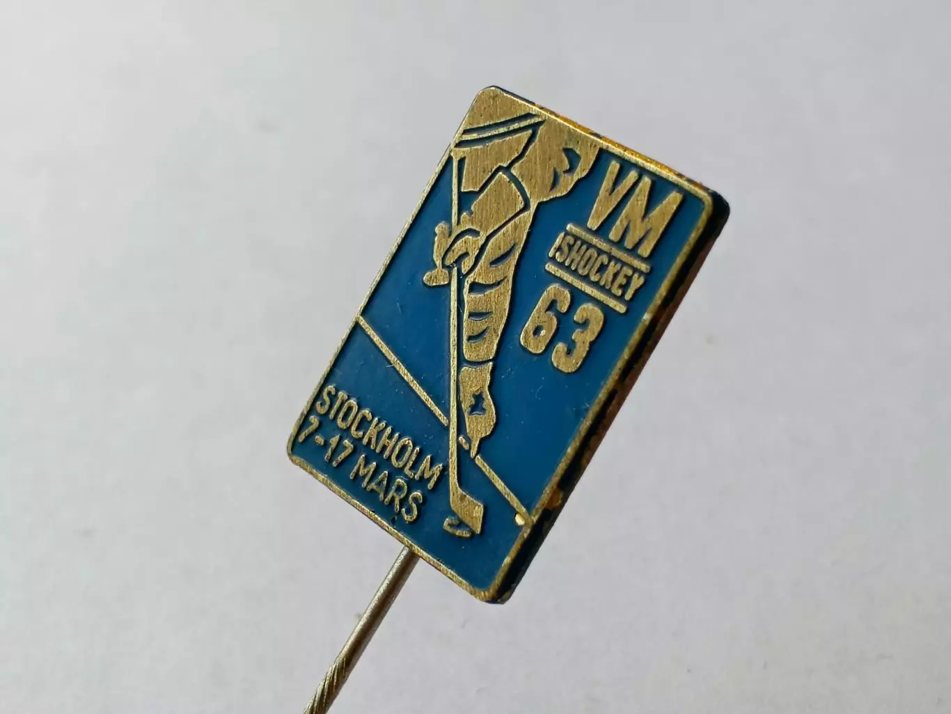 Значок Чемпионат Мира по Хоккею - Стокгольм 1963 г. 3