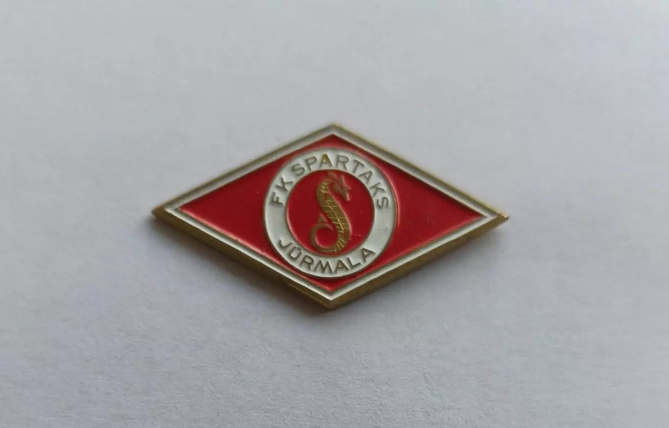 Значок футбольный клуб ФК Спартак(г. Юрмала, Латвия)