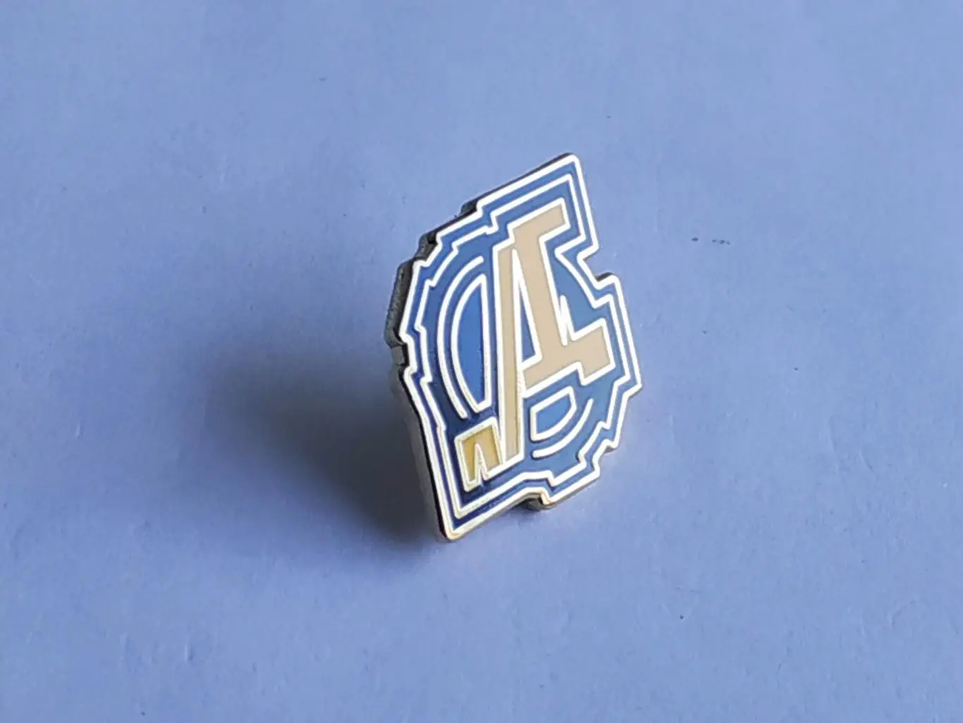 Лот значок хоккейный клуб ХК Дизель (г. Пенза) 2