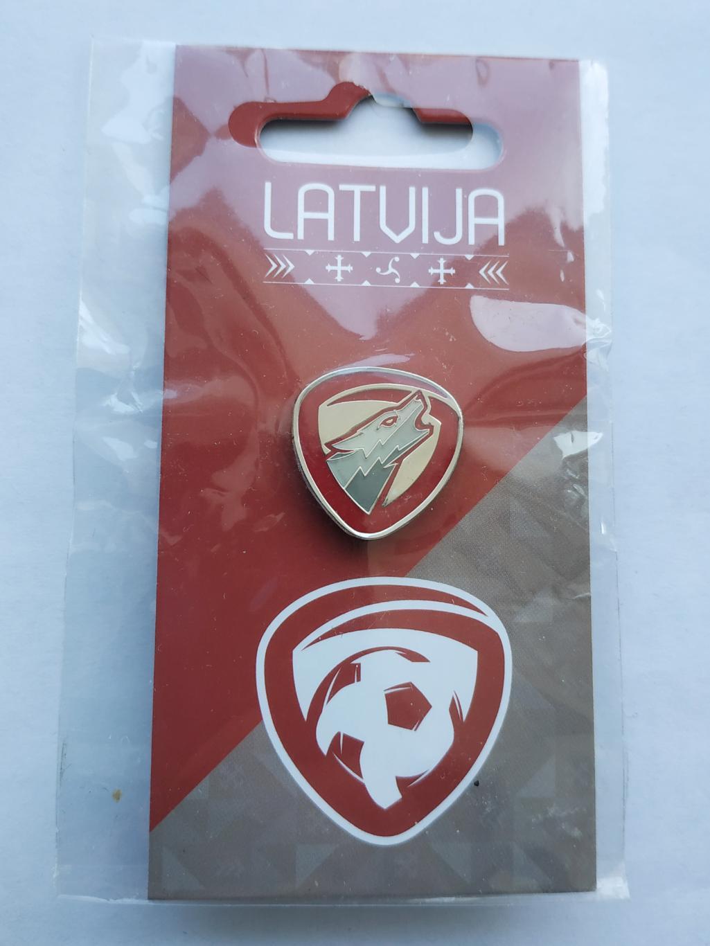 Лот значок Латвийская Федерация Футбола.