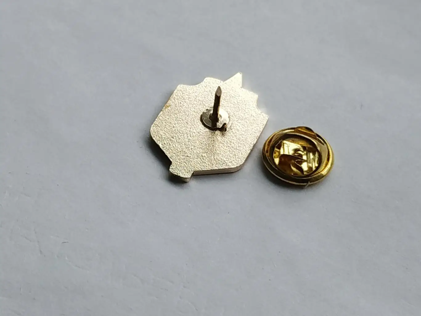 Значок хоккейный клуб ХК ЦСКА 3