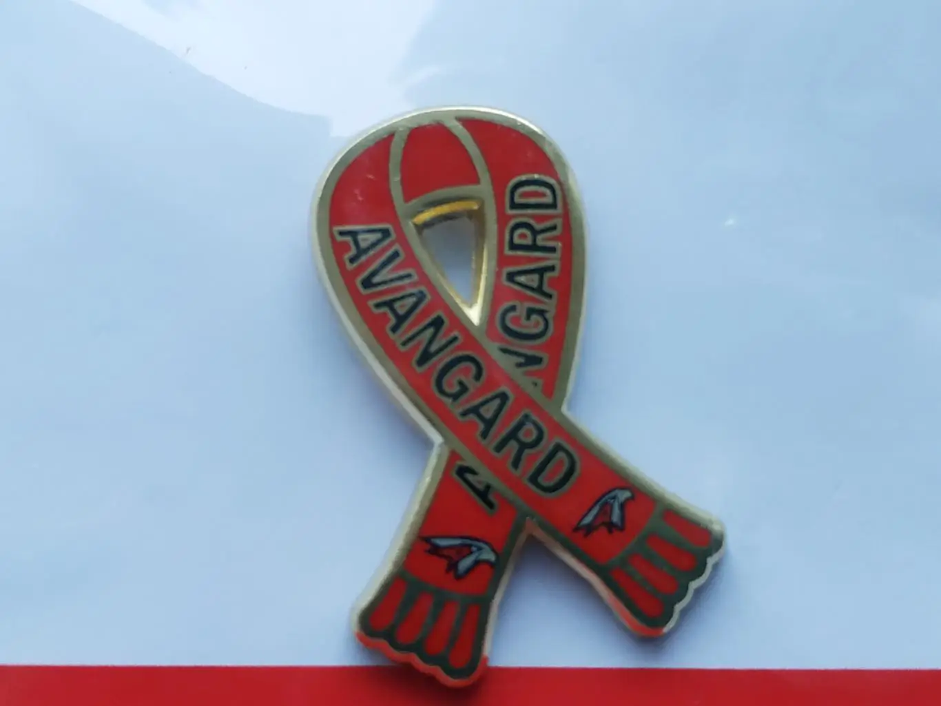 Значок шарф ХК Авангард 1