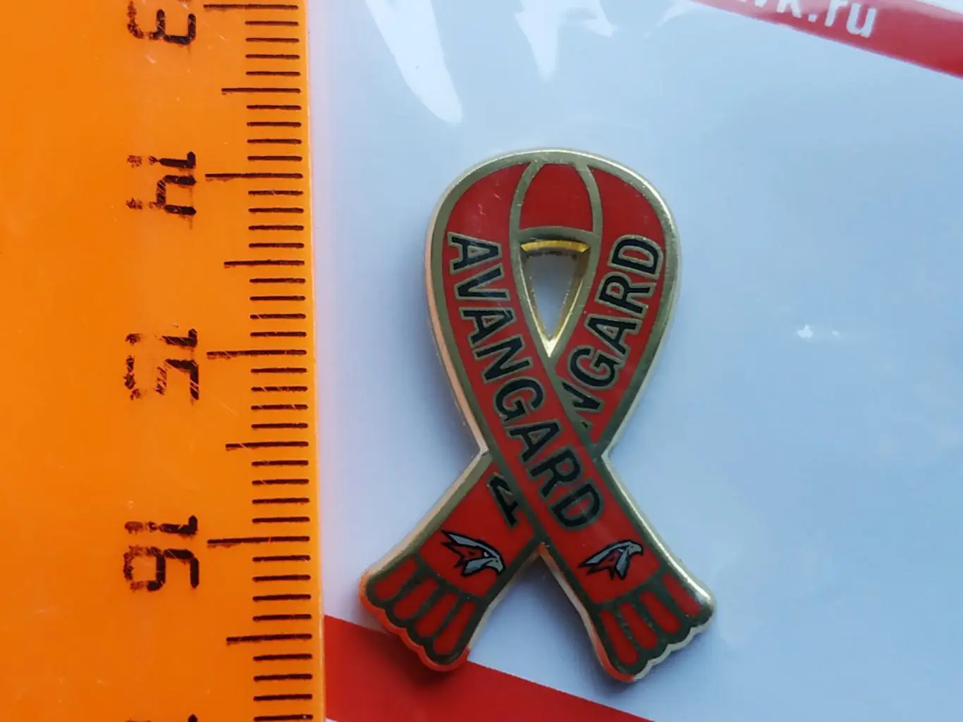 Значок шарф ХК Авангард 2