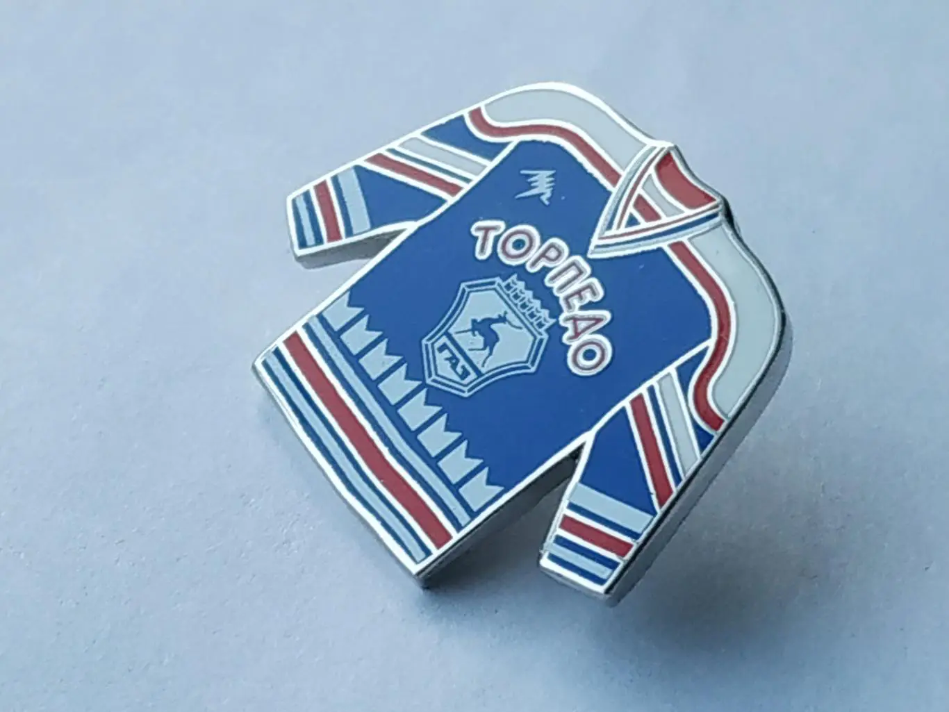 Лот 2 значка форма хоккейный клуб ХК Торпедо 2