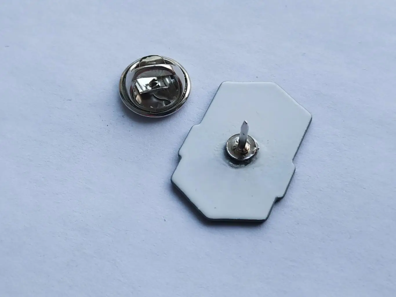 Значок 70 лет хоккейный клуб ХК Авангард (г.Омск) 1