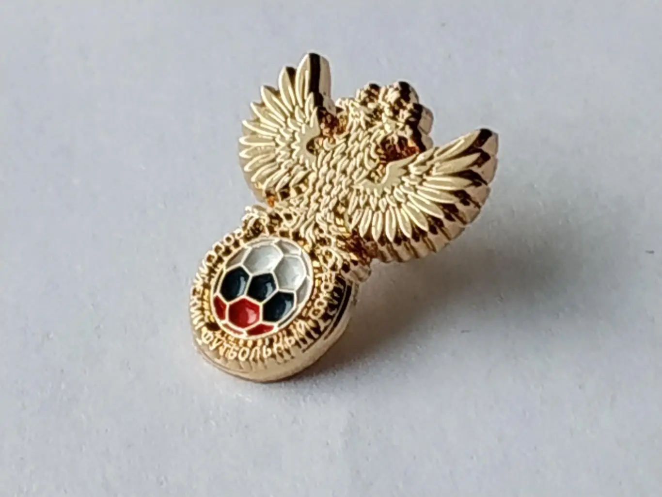 Лот 2 значка РФС 2