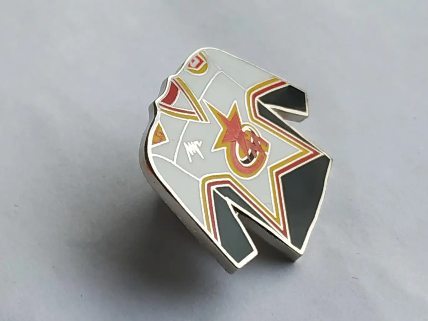 Лот 2 значка форма ХК Металлург (г.Серов,Свердловская обл.) 4