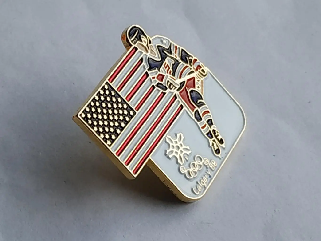 Значок хоккей Сборная США Олимпийские Игры-Калгари 1988 г 1
