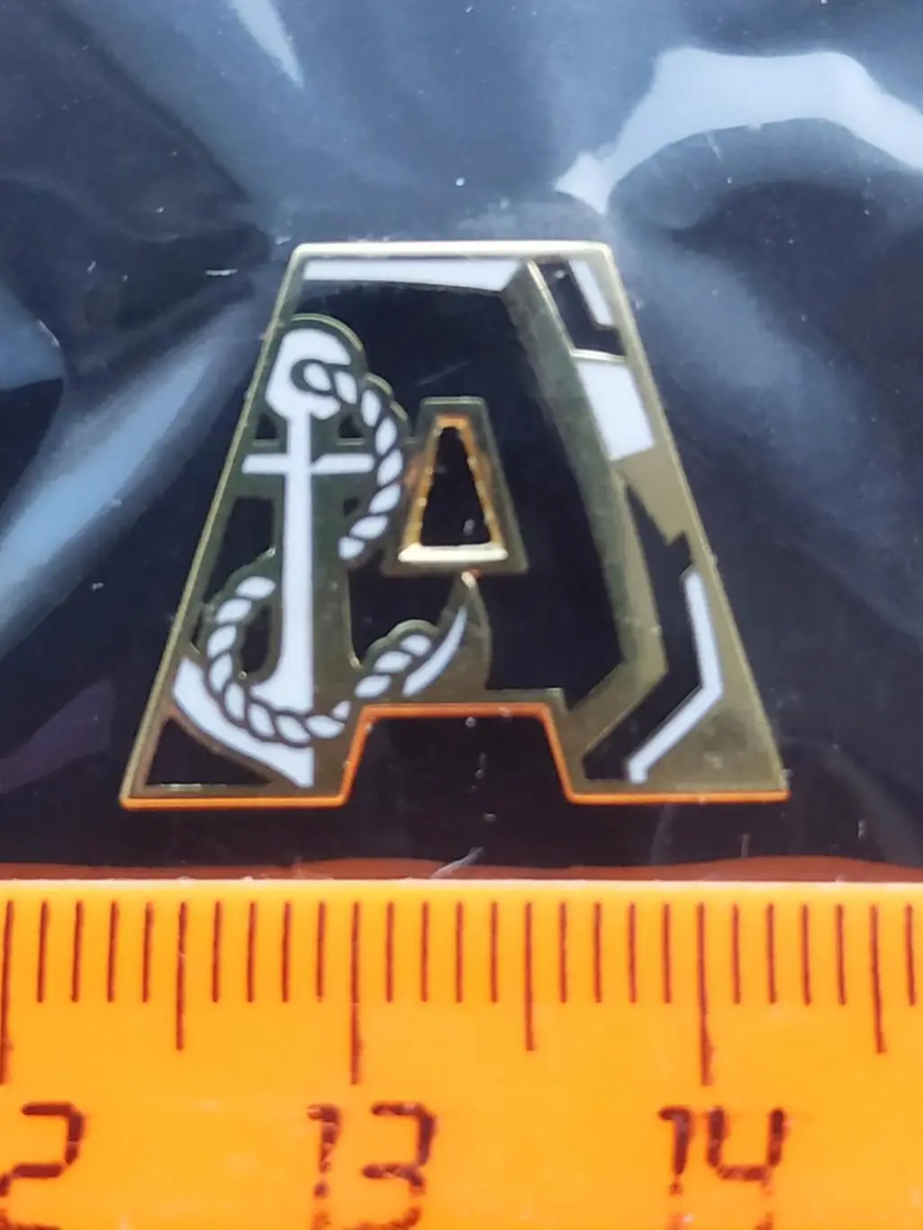 Значок ХК Адмирал (г.Владивосток) 2